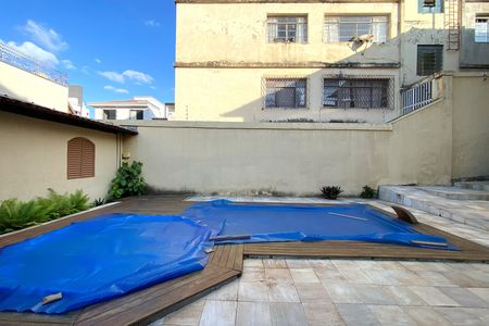 Quintal de casa à venda com 4 quartos, 350m² em Barroca, Belo Horizonte