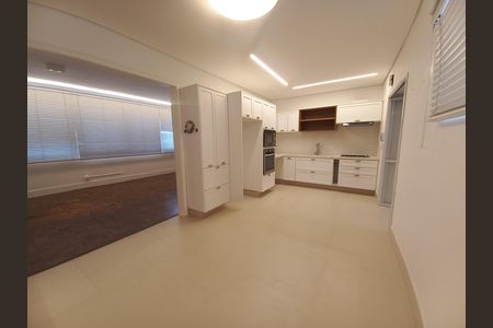 Apartamento à venda com 145m², 3 quartos e 1 vaga Apartamento à venda com 145m², 3 quartos e 1 vagaCozinha