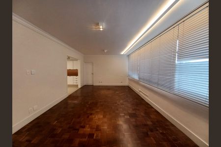 Apartamento à venda com 145m², 3 quartos e 1 vaga Apartamento à venda com 145m², 3 quartos e 1 vagaSala