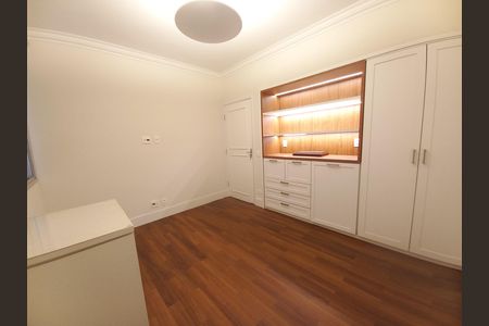 Apartamento à venda com 145m², 3 quartos e 1 vaga Apartamento à venda com 145m², 3 quartos e 1 vagaQuarto 2