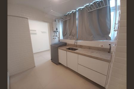 Apartamento à venda com 145m², 3 quartos e 1 vaga Apartamento à venda com 145m², 3 quartos e 1 vagaÁrea de Serviço
