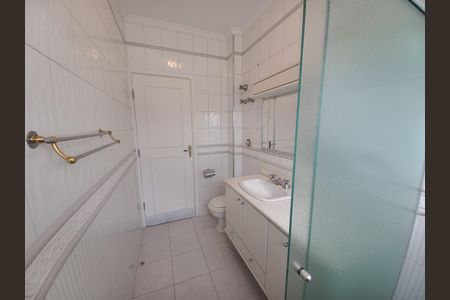 Apartamento à venda com 145m², 3 quartos e 1 vaga Apartamento à venda com 145m², 3 quartos e 1 vagaBanheiro