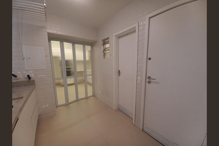Apartamento à venda com 145m², 3 quartos e 1 vaga Apartamento à venda com 145m², 3 quartos e 1 vagaÁrea de Serviço