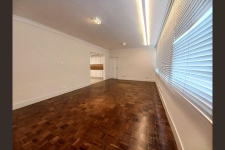 Apartamento à venda com 145m², 3 quartos e 1 vaga Apartamento à venda com 145m², 3 quartos e 1 vagaSala