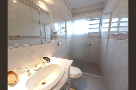 Apartamento à venda com 145m², 3 quartos e 1 vaga Apartamento à venda com 145m², 3 quartos e 1 vagaBanheiro da Suíte
