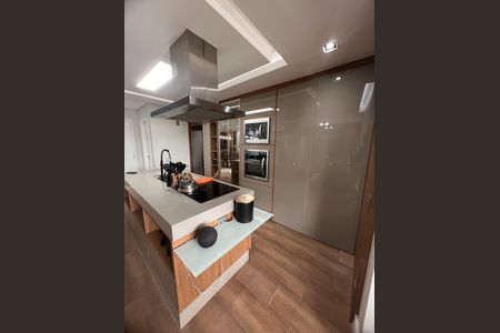 Apartamento à venda com 95m², 2 quartos e 2 vagas Apartamento à venda com 95m², 2 quartos e 2 vagasCozinha