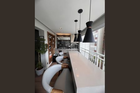 Apartamento à venda com 95m², 2 quartos e 2 vagas Apartamento à venda com 95m², 2 quartos e 2 vagasCozinha