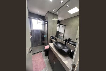 Apartamento à venda com 95m², 2 quartos e 2 vagas Apartamento à venda com 95m², 2 quartos e 2 vagasBanheiro