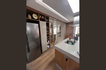 Apartamento à venda com 95m², 2 quartos e 2 vagas Apartamento à venda com 95m², 2 quartos e 2 vagasCozinha