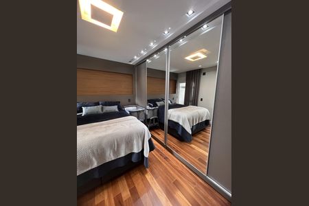 Apartamento à venda com 95m², 2 quartos e 2 vagas Apartamento à venda com 95m², 2 quartos e 2 vagasQuarto