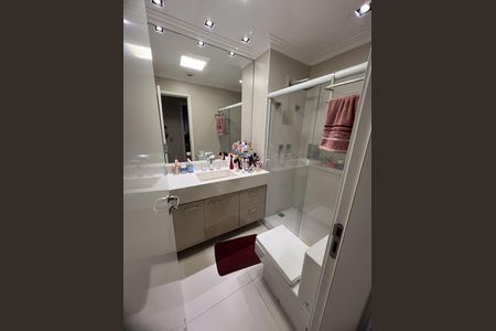 Apartamento à venda com 95m², 2 quartos e 2 vagas Apartamento à venda com 95m², 2 quartos e 2 vagasBanheiro