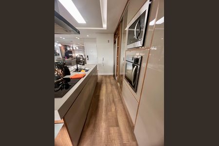 Apartamento à venda com 95m², 2 quartos e 2 vagas Apartamento à venda com 95m², 2 quartos e 2 vagasCozinha