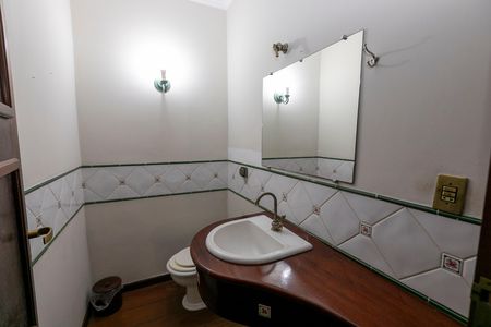 Casa de condomínio à venda com 612m², 7 quartos e 2 vagas Casa de condomínio à venda com 612m², 7 quartos e 2 vagasLAVABO