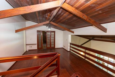 Casa de condomínio à venda com 612m², 7 quartos e 2 vagas Casa de condomínio à venda com 612m², 7 quartos e 2 vagasACESSO AOS ESCRITÓRIOS