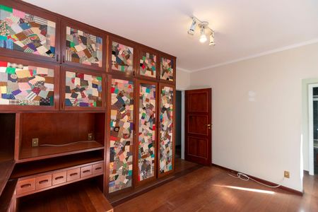 Casa de condomínio à venda com 612m², 7 quartos e 2 vagas Casa de condomínio à venda com 612m², 7 quartos e 2 vagasSUITE Nº 5