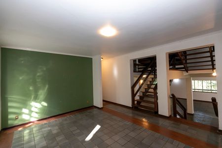 Casa de condomínio à venda com 612m², 7 quartos e 2 vagas Casa de condomínio à venda com 612m², 7 quartos e 2 vagasACESSO PISO INTERMEDIÁRIO