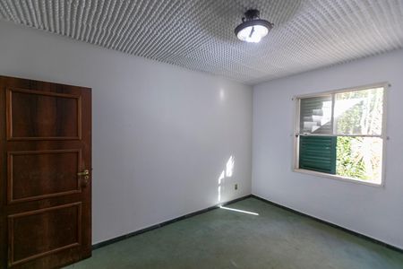 Casa de condomínio à venda com 612m², 7 quartos e 2 vagas Casa de condomínio à venda com 612m², 7 quartos e 2 vagasQUARTO Nº 1