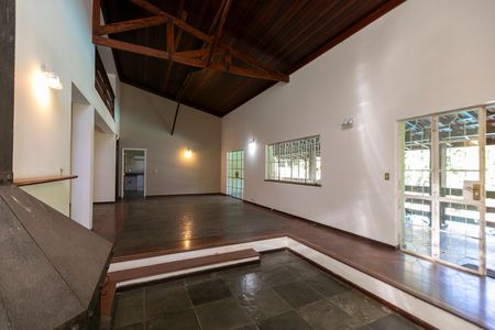 Casa de condomínio à venda com 612m², 7 quartos e 2 vagas Casa de condomínio à venda com 612m², 7 quartos e 2 vagasSALA MULTIPLOS AMBIENTES