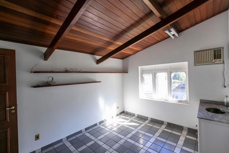 Casa de condomínio à venda com 612m², 7 quartos e 2 vagas Casa de condomínio à venda com 612m², 7 quartos e 2 vagasESCRITÓRIO Nº 2