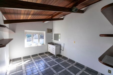 Casa de condomínio à venda com 612m², 7 quartos e 2 vagas Casa de condomínio à venda com 612m², 7 quartos e 2 vagasESCRITÓRIO Nº 2