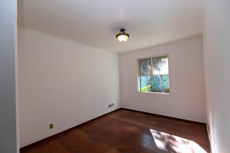 Casa de condomínio à venda com 612m², 7 quartos e 2 vagas Casa de condomínio à venda com 612m², 7 quartos e 2 vagasSUITE Nº 1