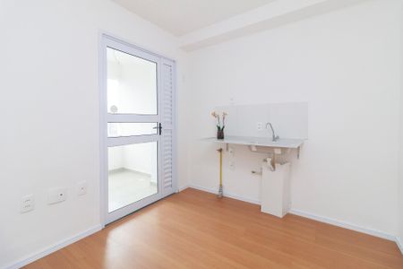 Sala - Cozinha de apartamento à venda com 2 quartos, 28m² em Vila das Belezas, São Paulo