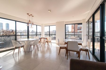 Apartamento para alugar com 27m², 1 quarto e sem vagaÁrea comum - Salão de festas