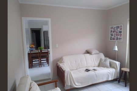 Casa à venda com 180m², 3 quartos e 2 vagasSala