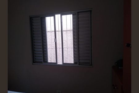 Casa à venda com 180m², 3 quartos e 2 vagasSala