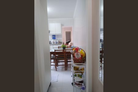 Casa à venda com 180m², 3 quartos e 2 vagasCozinha