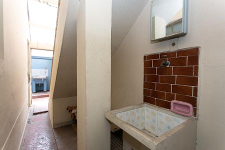 Casa para alugar com 210m², 3 quartos e 2 vagas Casa para alugar com 210m², 3 quartos e 2 vagasCasa 2 - Área de Serviço 1