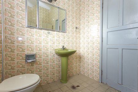 Casa para alugar com 210m², 3 quartos e 2 vagas Casa para alugar com 210m², 3 quartos e 2 vagasBanheiro