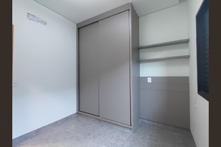Casa de condomínio para alugar com 180m², 4 quartos e 2 vagas Casa de condomínio para alugar com 180m², 4 quartos e 2 vagasQuarto
