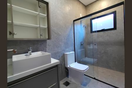 Casa de condomínio para alugar com 180m², 4 quartos e 2 vagas Casa de condomínio para alugar com 180m², 4 quartos e 2 vagasBanheiro