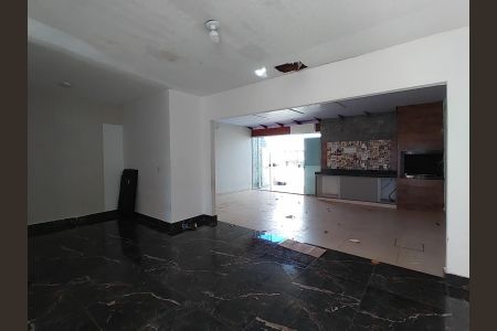 Casa de Condomínio para alugar com 3 quartos, 120m² em Aclimação, Uberlândia