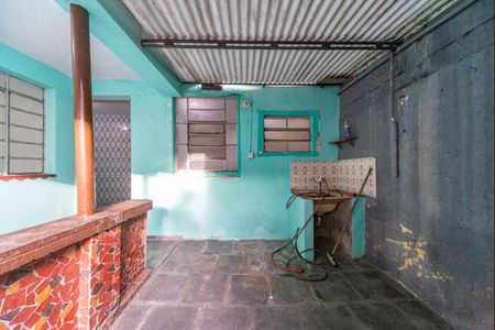 Casa à venda com 197m², 2 quartos e 1 vagaÁrea de Serviço
