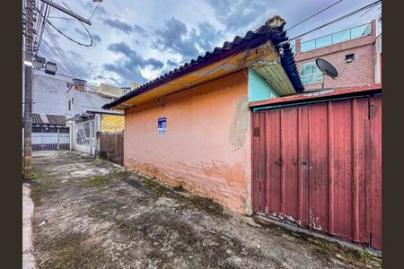 Casa à venda com 197m², 2 quartos e 1 vagaFachada