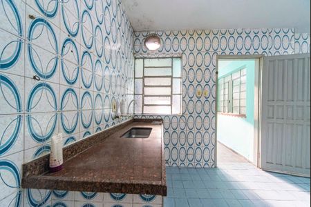 Casa à venda com 197m², 2 quartos e 1 vagaCozinha 