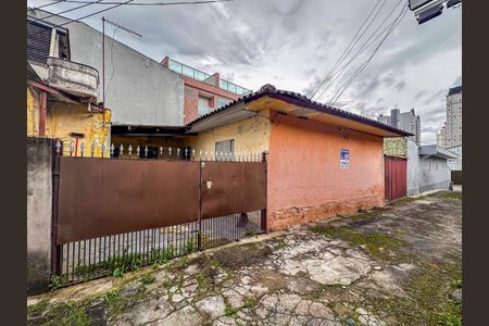 Casa à venda com 197m², 2 quartos e 1 vagaFachada