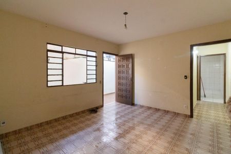 Sala de casa para alugar com 3 quartos, 120m² em Parque Ipe, São Paulo