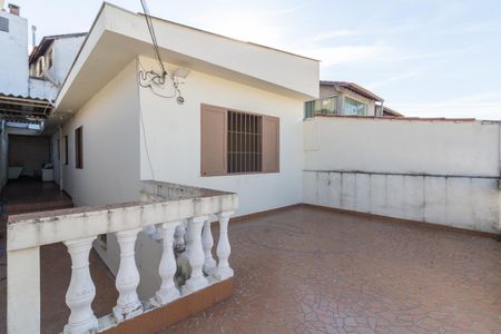 Casa para alugar com 120m², 3 quartos e sem vaga Casa para alugar com 120m², 3 quartos e sem vagaQuintal - Varanda