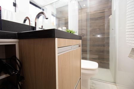 Apartamento para alugar com 60m², 3 quartos e sem vaga Apartamento para alugar com 60m², 3 quartos e sem vagaBanheiro da Suíte
