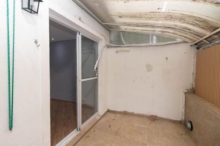 Casa de condomínio para alugar com 115m², 3 quartos e 3 vagasÁrea de Serviço