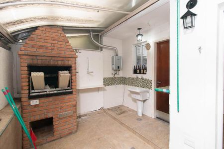 Casa de condomínio para alugar com 115m², 3 quartos e 3 vagasChurrasqueira