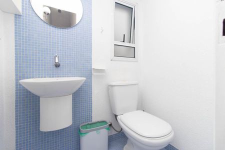 Casa de condomínio para alugar com 115m², 3 quartos e 3 vagasLavabo