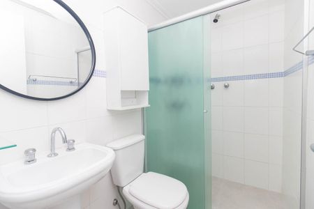 Casa de condomínio para alugar com 115m², 3 quartos e 3 vagasBanheiro Social