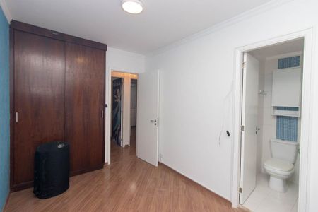 Casa de condomínio para alugar com 115m², 3 quartos e 3 vagasQuarto Suíte