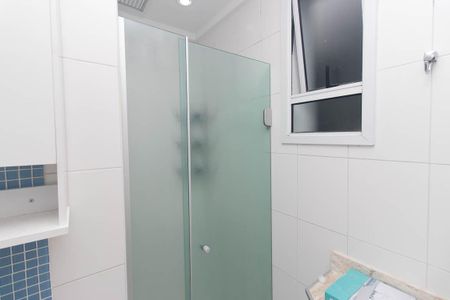 Casa de condomínio para alugar com 115m², 3 quartos e 3 vagasBanheiro