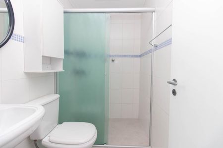 Casa de condomínio para alugar com 115m², 3 quartos e 3 vagasBanheiro Social