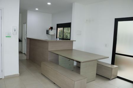 Apartamento para alugar com 2 quartos, 48m² em Jardim Isis, Cotia